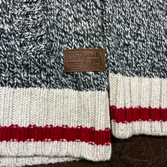 Roots Wool Gray and Cream Cardigan with Red Accents - Picture 6 of 9